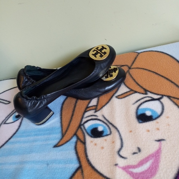 AUTHENTIC TORY BURCH shoes - Picture 7 of 8